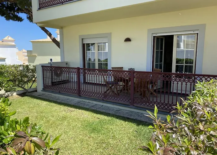 Bogart At Casablanca By Ocvillas * Αλμπουφέιρα