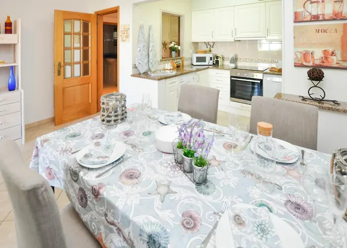 Bogart At Casablanca By Ocvillas * Αλμπουφέιρα